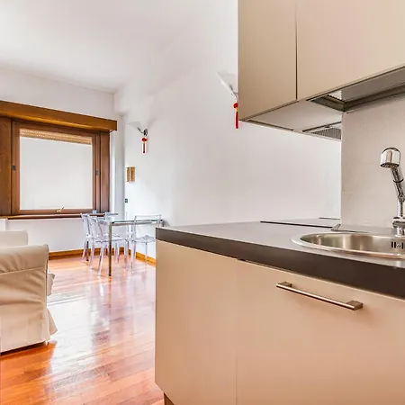 Apartamento Brand New Centrale Via Soperga- 2pax- Wifi Milão